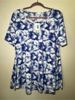 LuLaRoe Perfect T Blue and White Tie-Dye Short Sleeve Swing Top